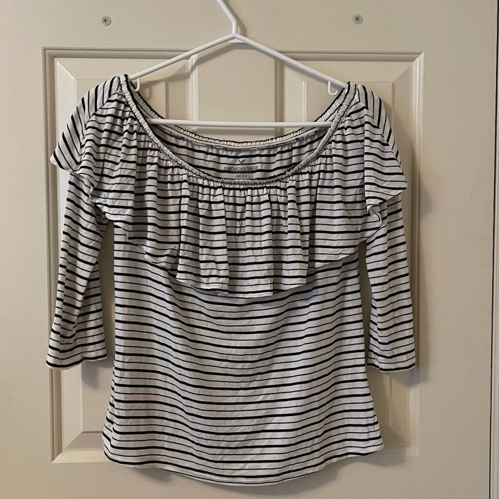 AMERICAN EAGLE Striped Off-Shoulder Top Size Small